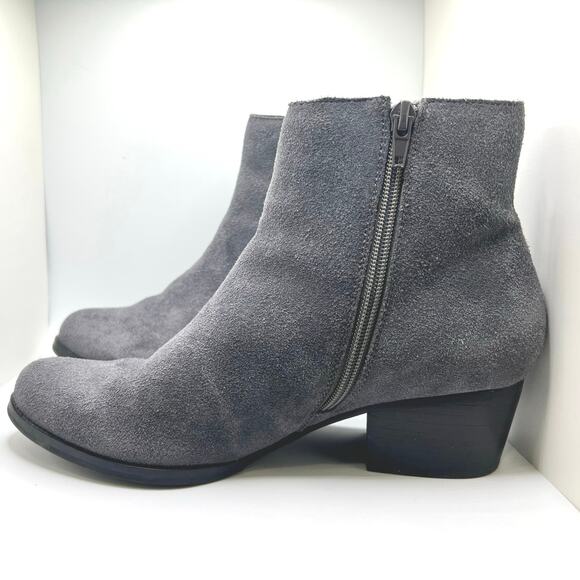 Size 8 Gray Suede VANELI Booties Ankle Boots - Awesome Condition! - Picture 1 of 8